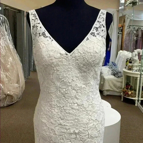 Justin Alexander FW18 #88017 - Picture 2 of 10